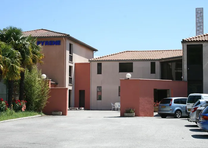 Hotel Pyrene